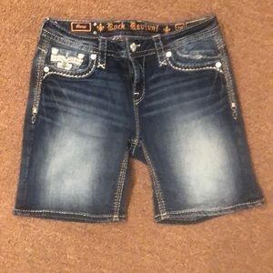 Rock Revival easy fit shorts size 28